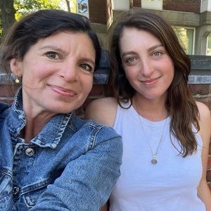 Meet your Posher, Elizabeth